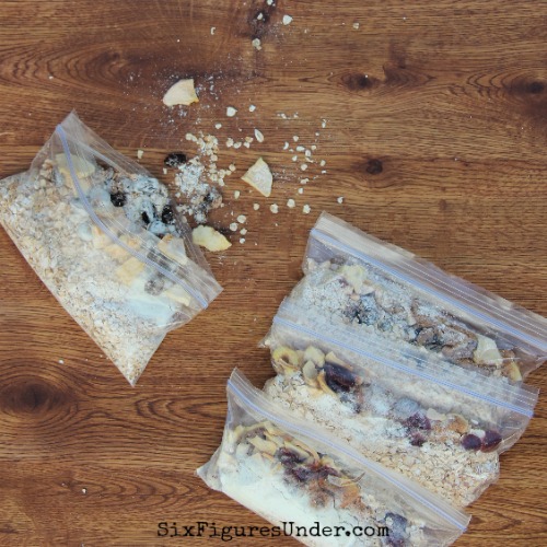 Homemade instant oatmeal packets are great for a fast, frugal, and filling breakfast that kids can make themselves. Making your own homemade instant oatmeal packets in bulk is a simple way to save time and money.